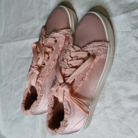 200 CAPE ROBBIN DOLLY - Picture 3 of 9